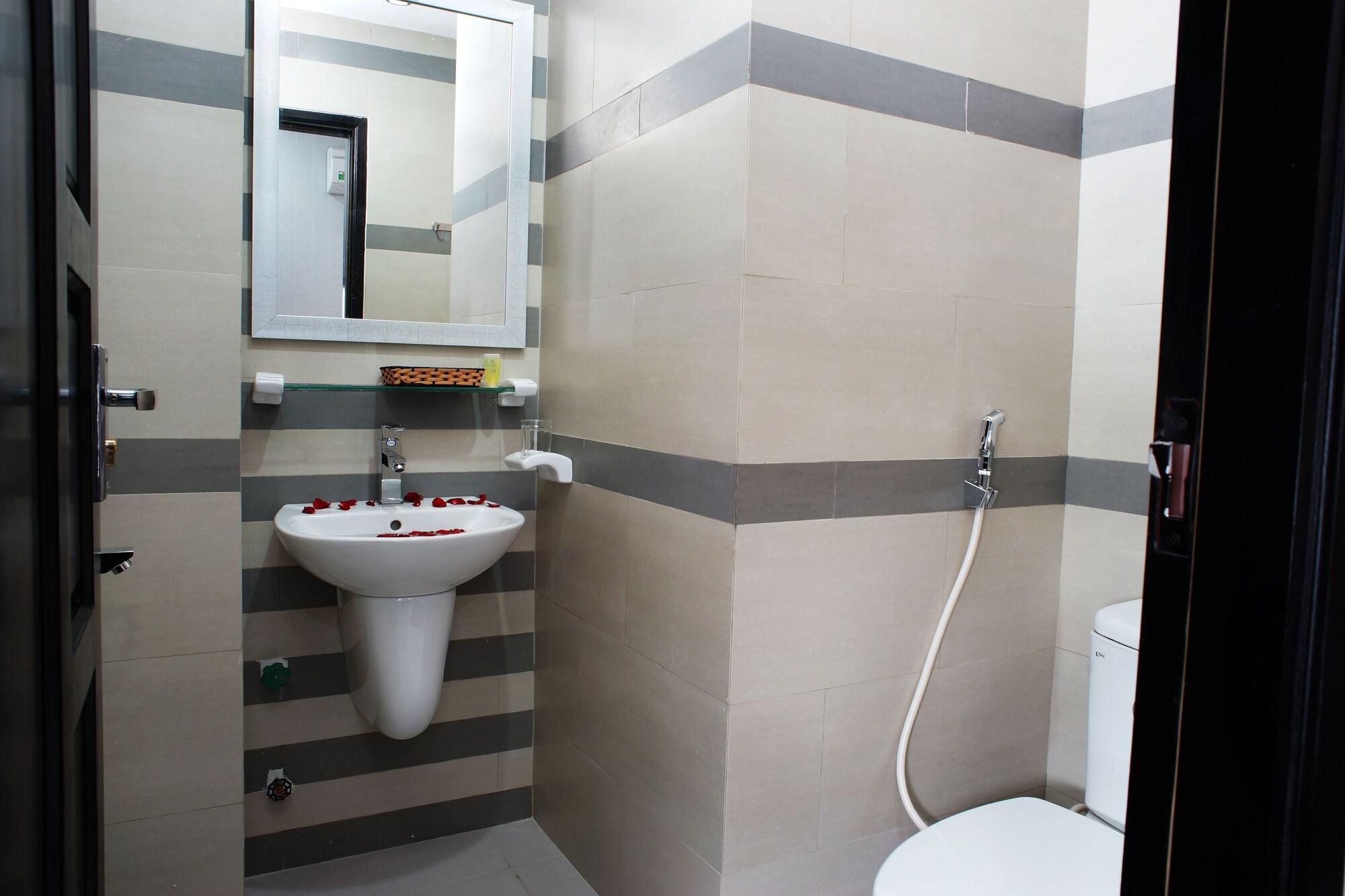 דה נאנג Hanoi Blue Hotel - The Water Front מראה חיצוני תמונה